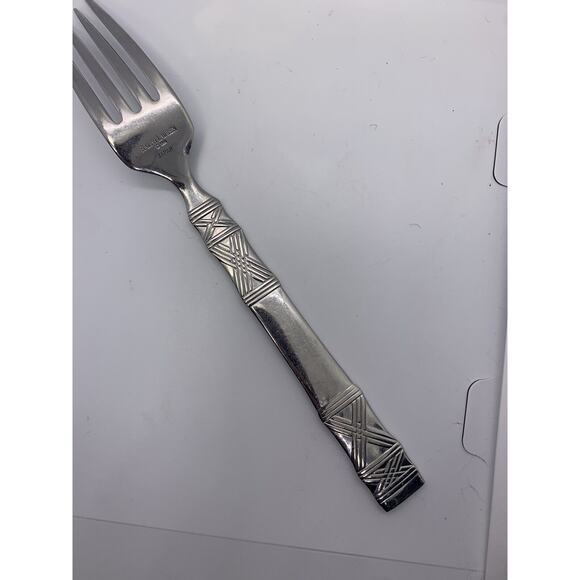 Ralph Lauren Flatware Round Hill Fork 321838 - Picture 2 of 13